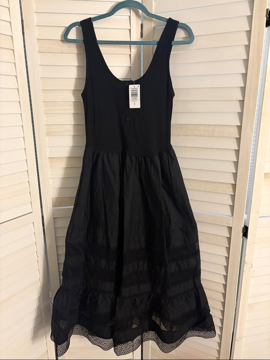 torrid Dresses & Skirts - torrid Black Midi Dress with Lace Hem
